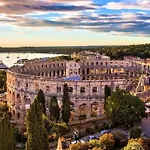S&m Heart Of Appartement Pula