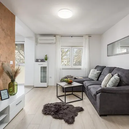 S&m Heart Of Appartement